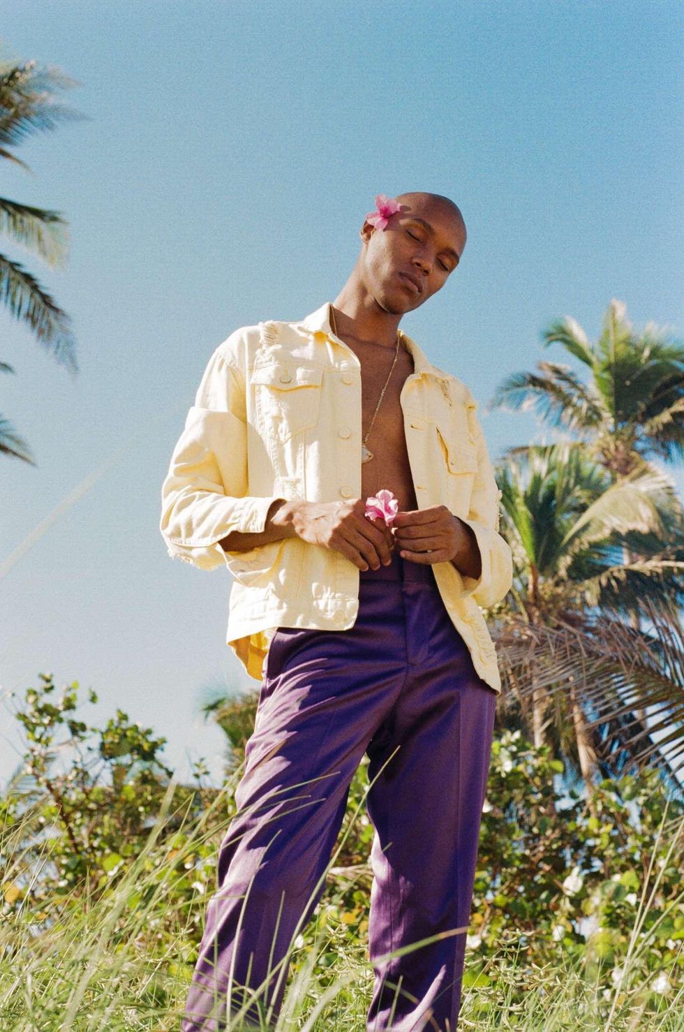 Photographer Stephanie Segarra Wades Into Puerto Rico's 'Low Tide'