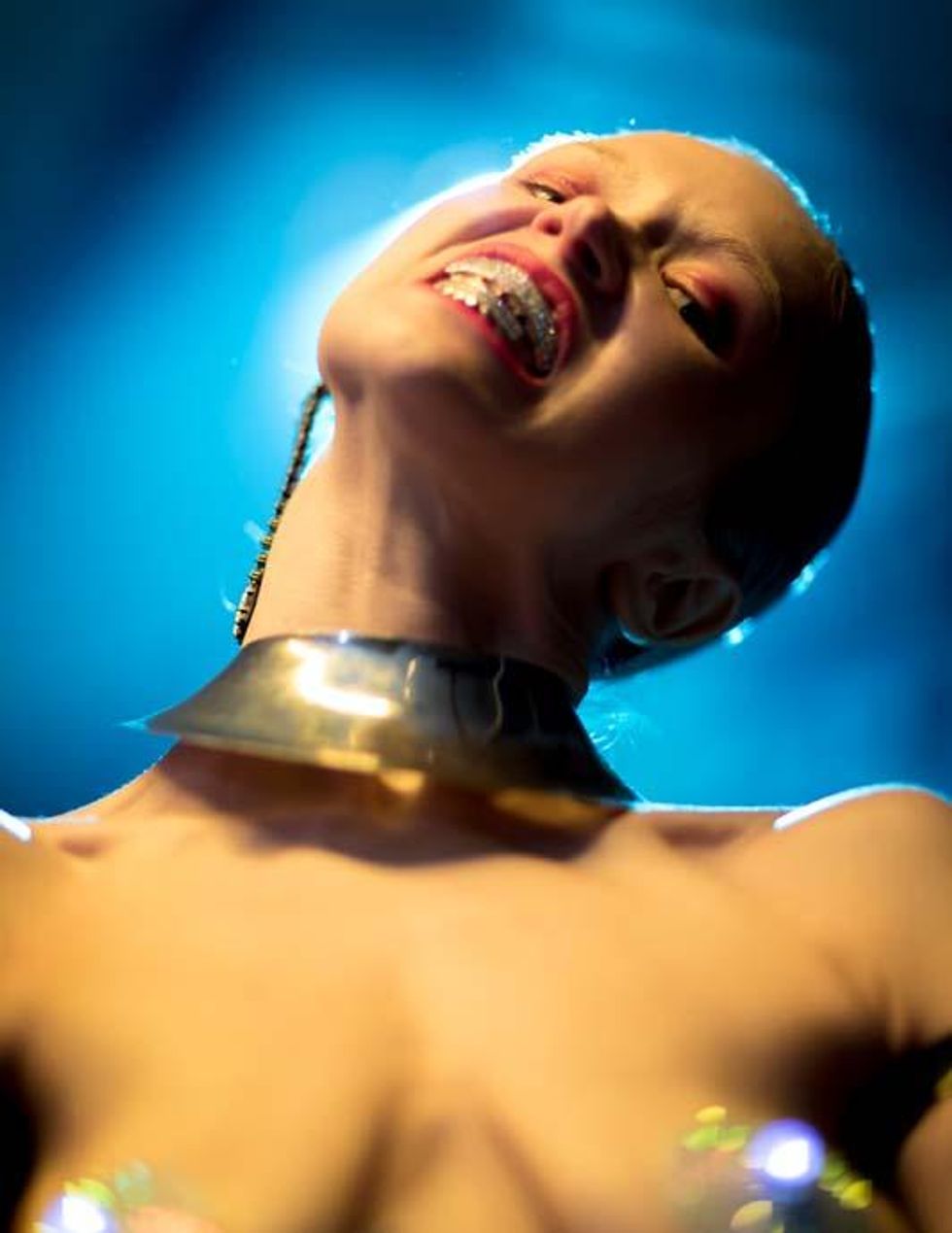 Photography by @sjmphoto Model @iamlizharlan