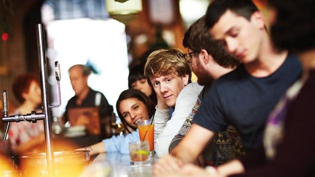 Please-like-me-pivot-josh-thomas_0