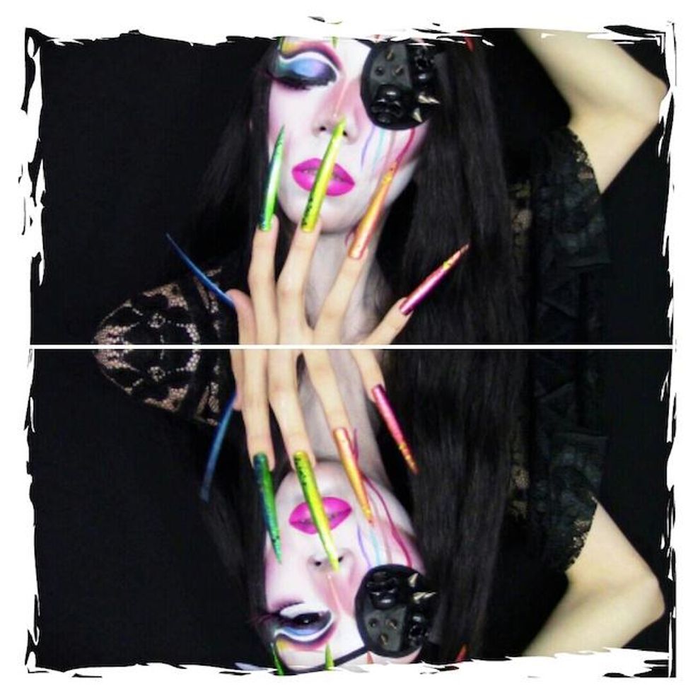 Porcelain the Hedgehog Queen