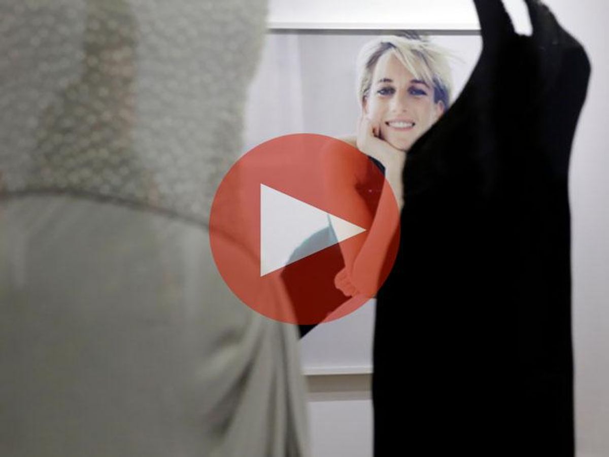 Princess Diana Exhibit Charts Her Life Through Fashion