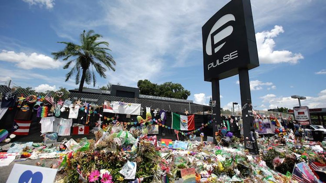 pulse-orlando-memorial-ap.jpg