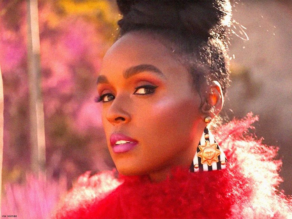 PYNK (featuring Grimes)