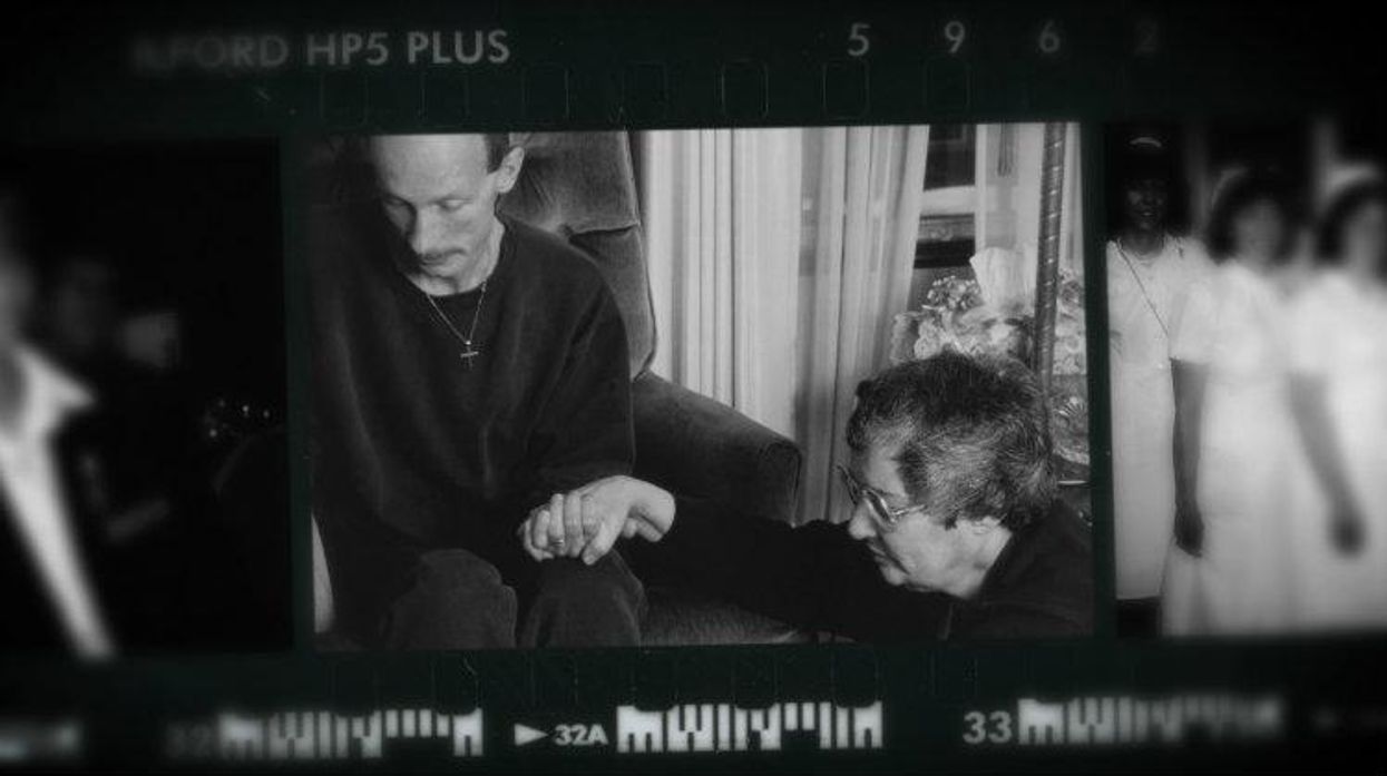 Quiet Heroes, AIDS, Logo