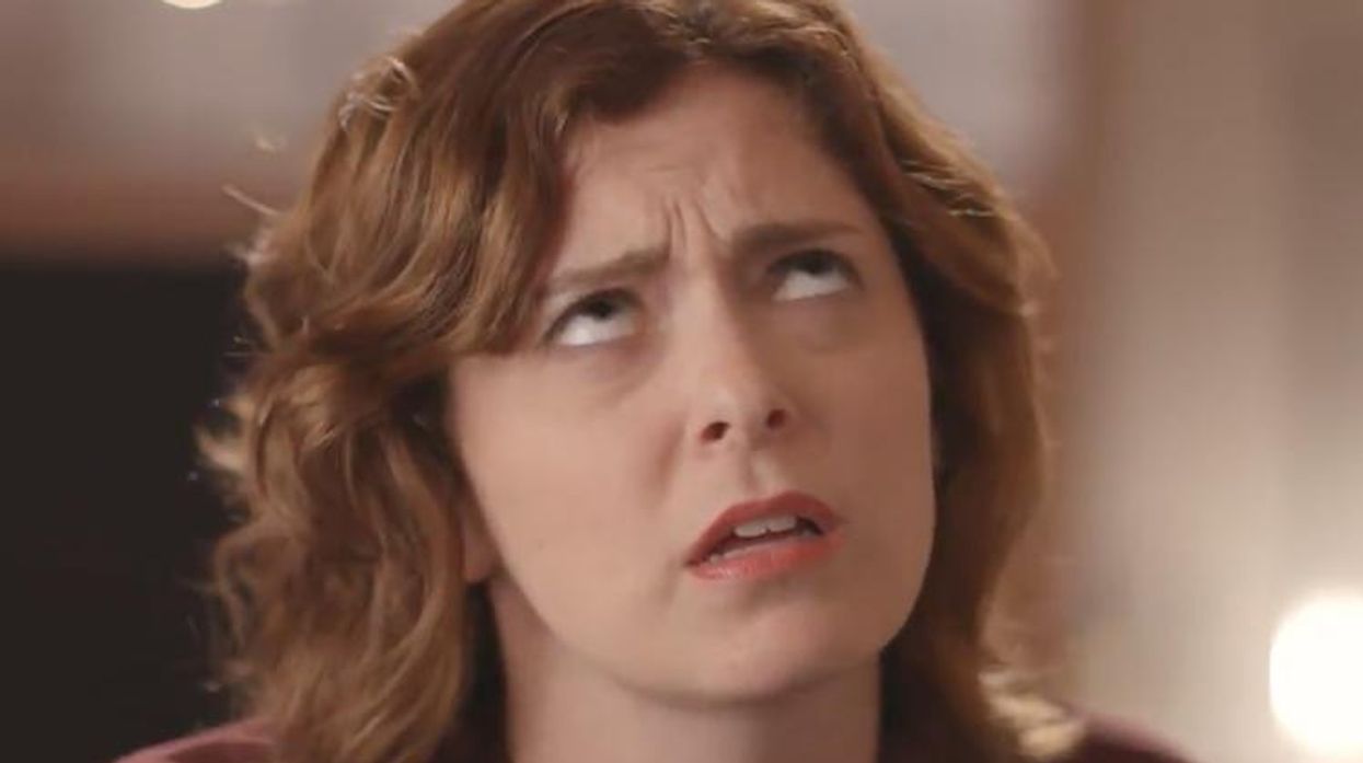 Rachel Bloom tells you to vote