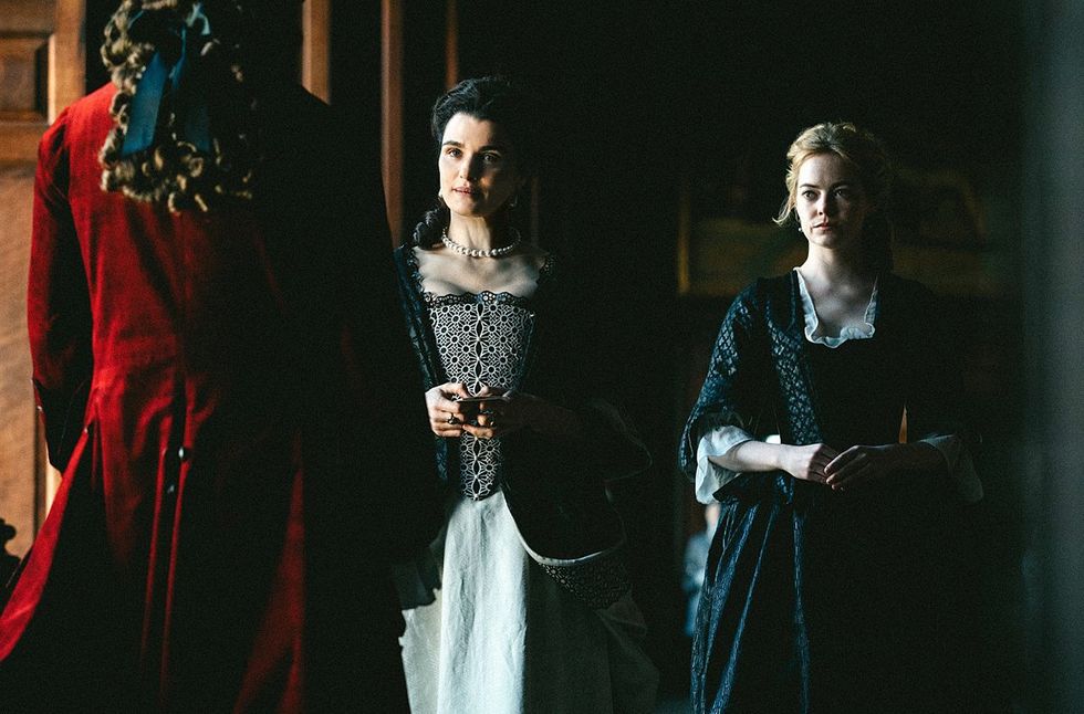 Rachel Weisz and Emma Stone in The Favourite
