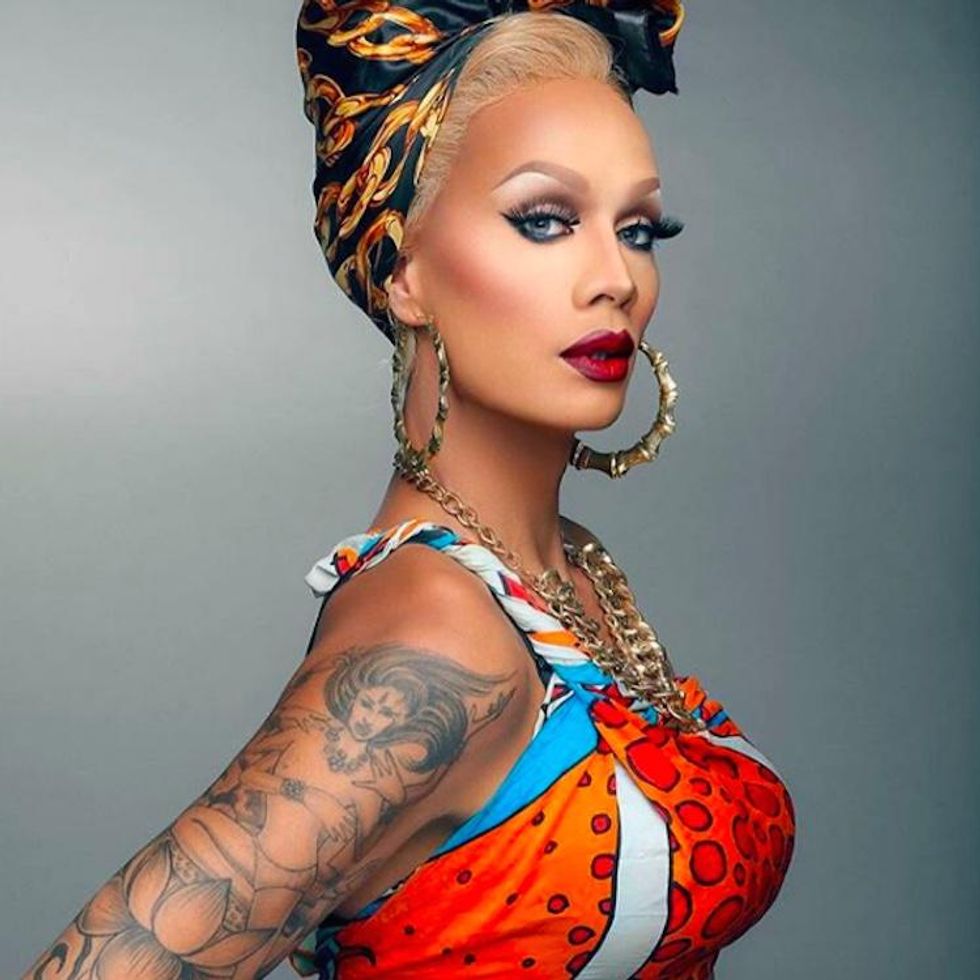 Raja, Los Angeles