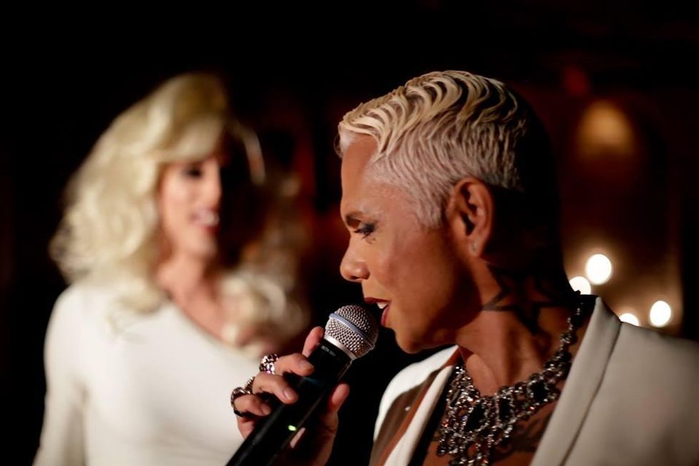 Raveno-sherry-bardoh