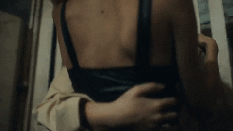 renee rapp "pretty girls" music video