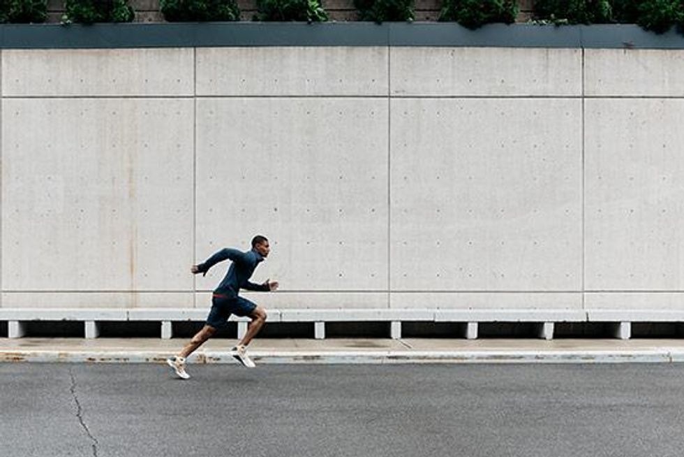 Rhone Shorts in Navy