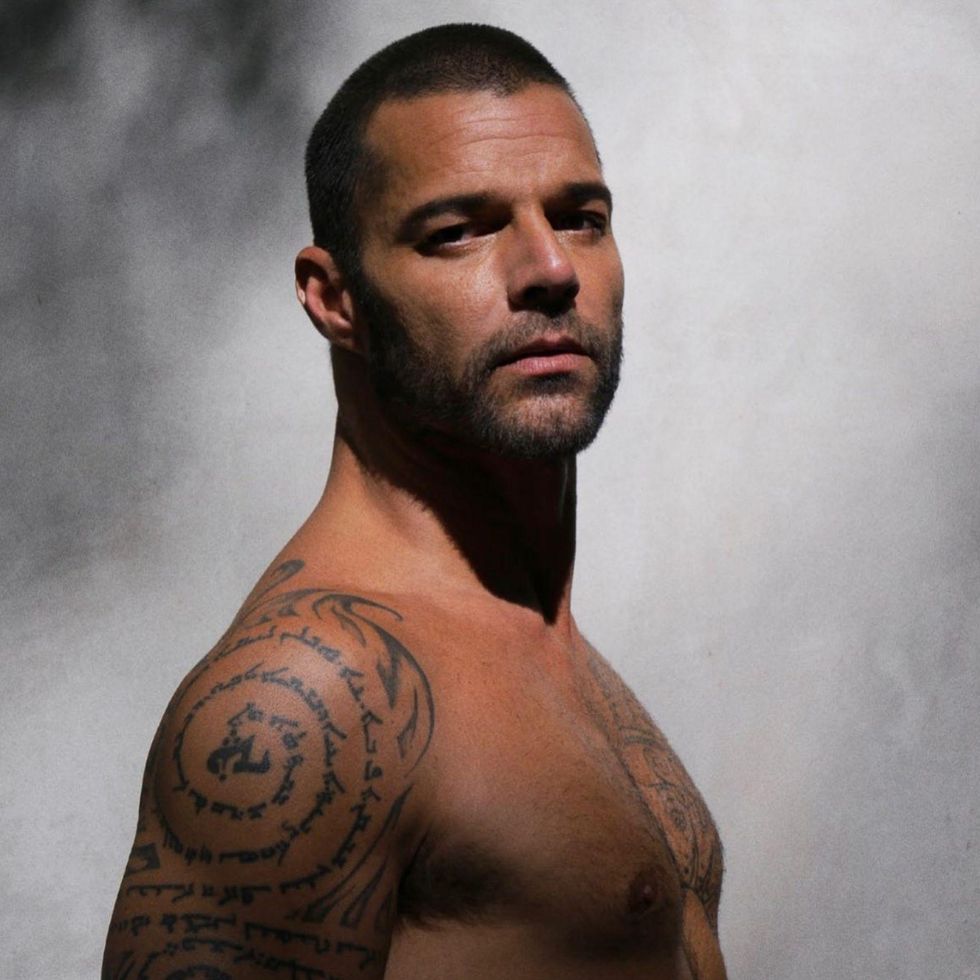 Ricky Martin Hot Shirtless Pics Spring Summer
