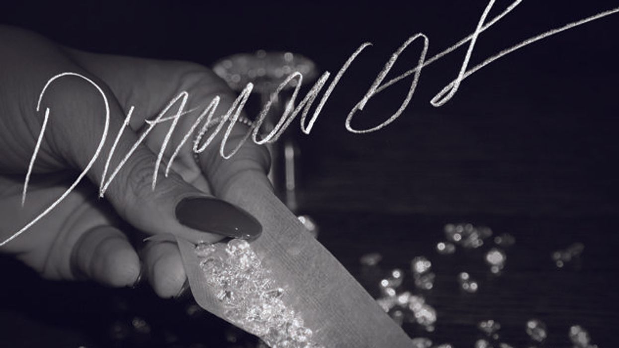 Rihanna-diamonds-rotator