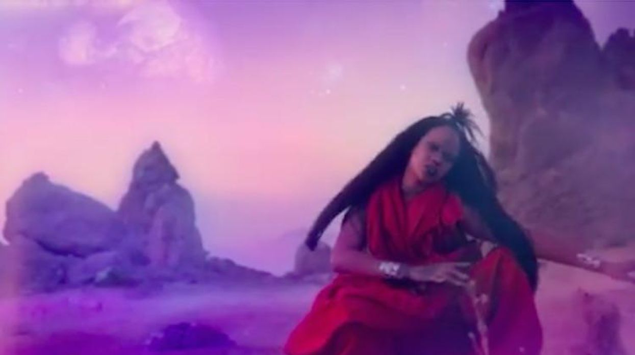 Rihanna Sledgehammer