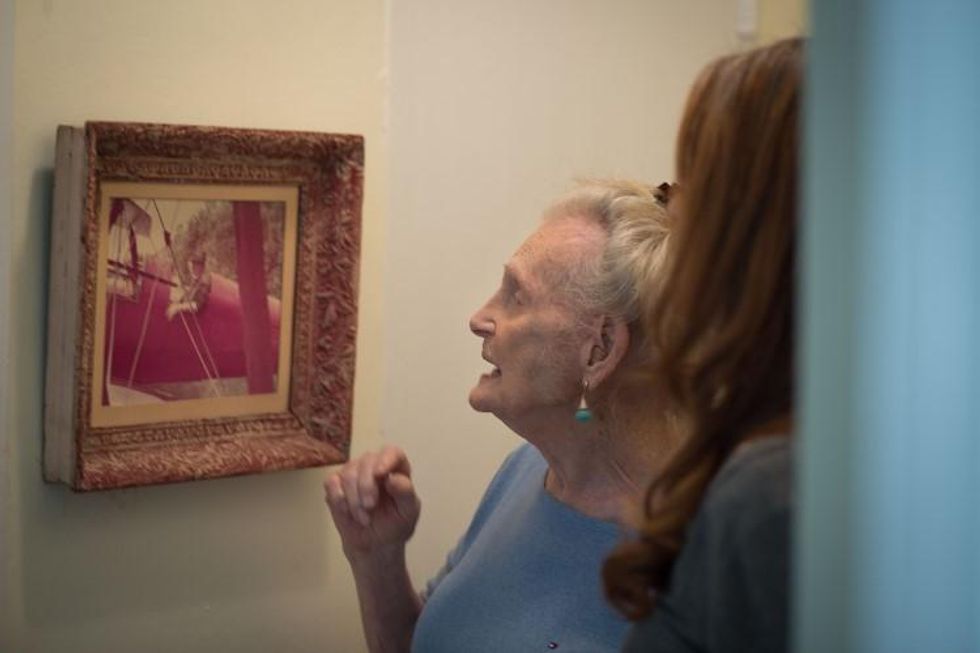 Robina Asti, WW2 Pilot and Trans Woman Activist, Dies at 99