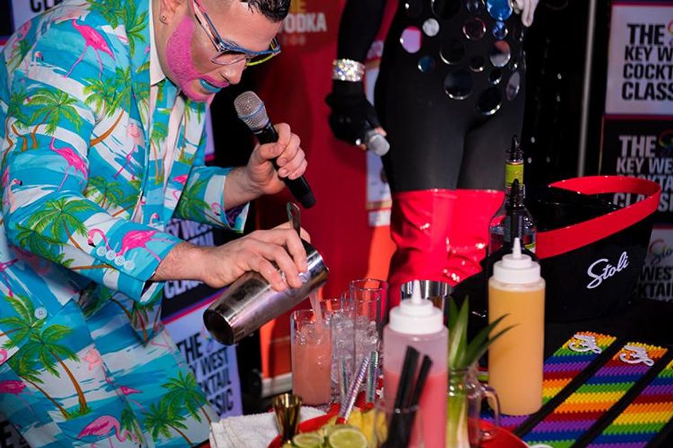 Rogerpouring_forupload