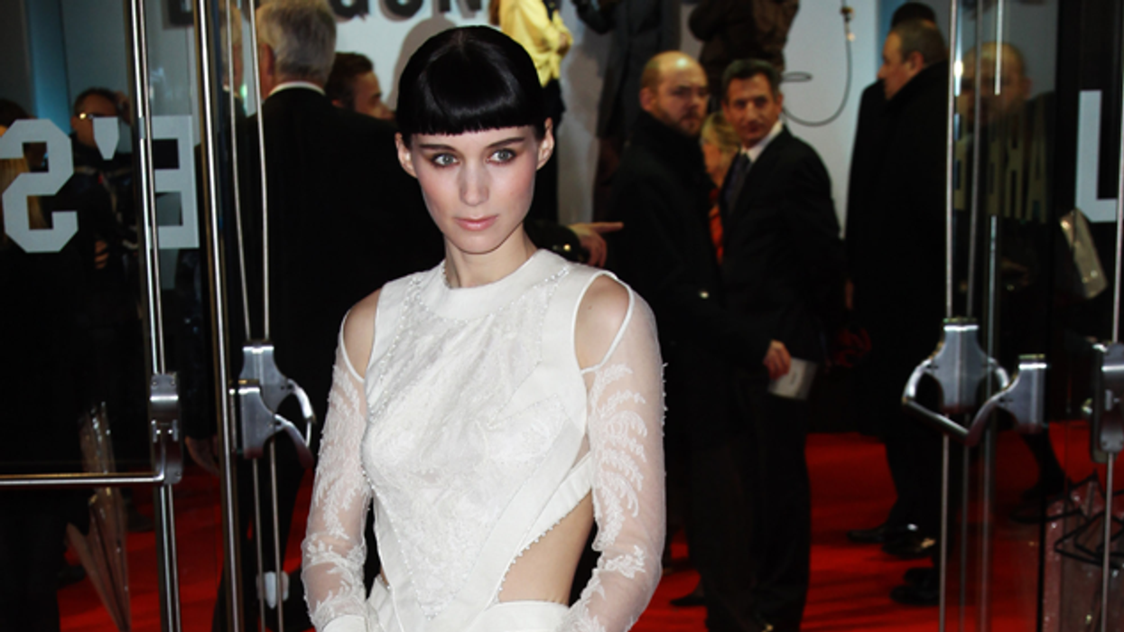 Rooney-dragon-givenchy-rotator