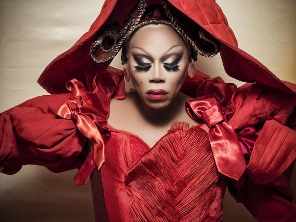 Pirelli's 2018 Calendar Stars RuPaul as the Queen of Hearts Pirelli's 2018 Calendar Stars RuPaul as the Queen of Hearts