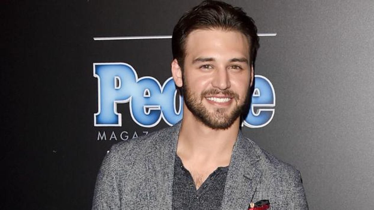 Ryan-guzman-suit-people-awards-home