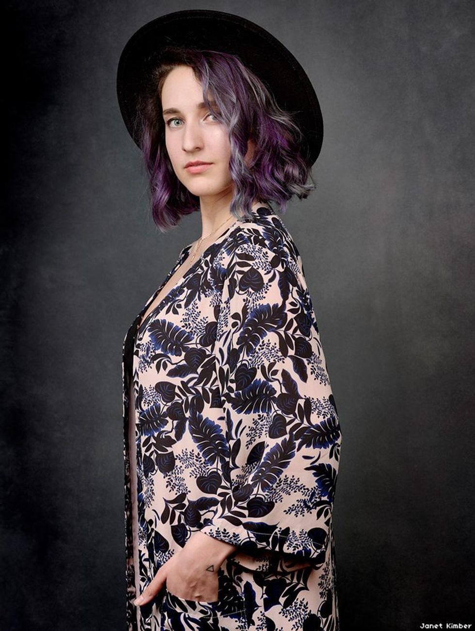 Sabina Olivia Lambert, Director, "Queen"