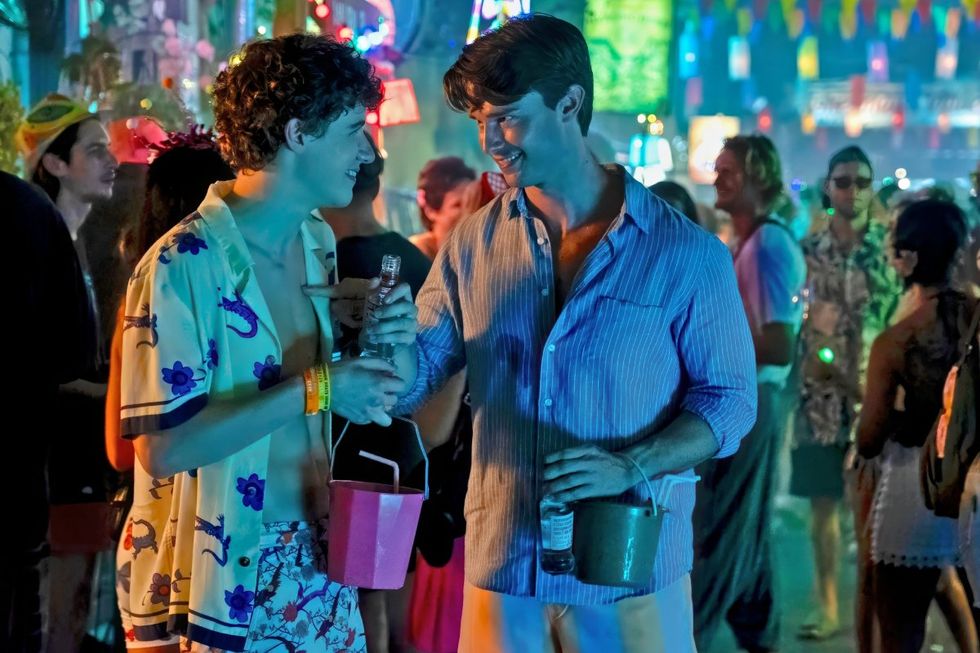 Sam Nivola and Patrick Schwarzenegger on The White Lotus season 3