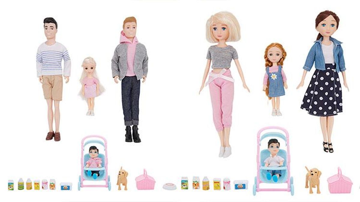 same-sex family of dolls