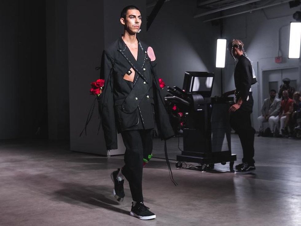 Sanchezkanenyfwmrunway_aklonyc013