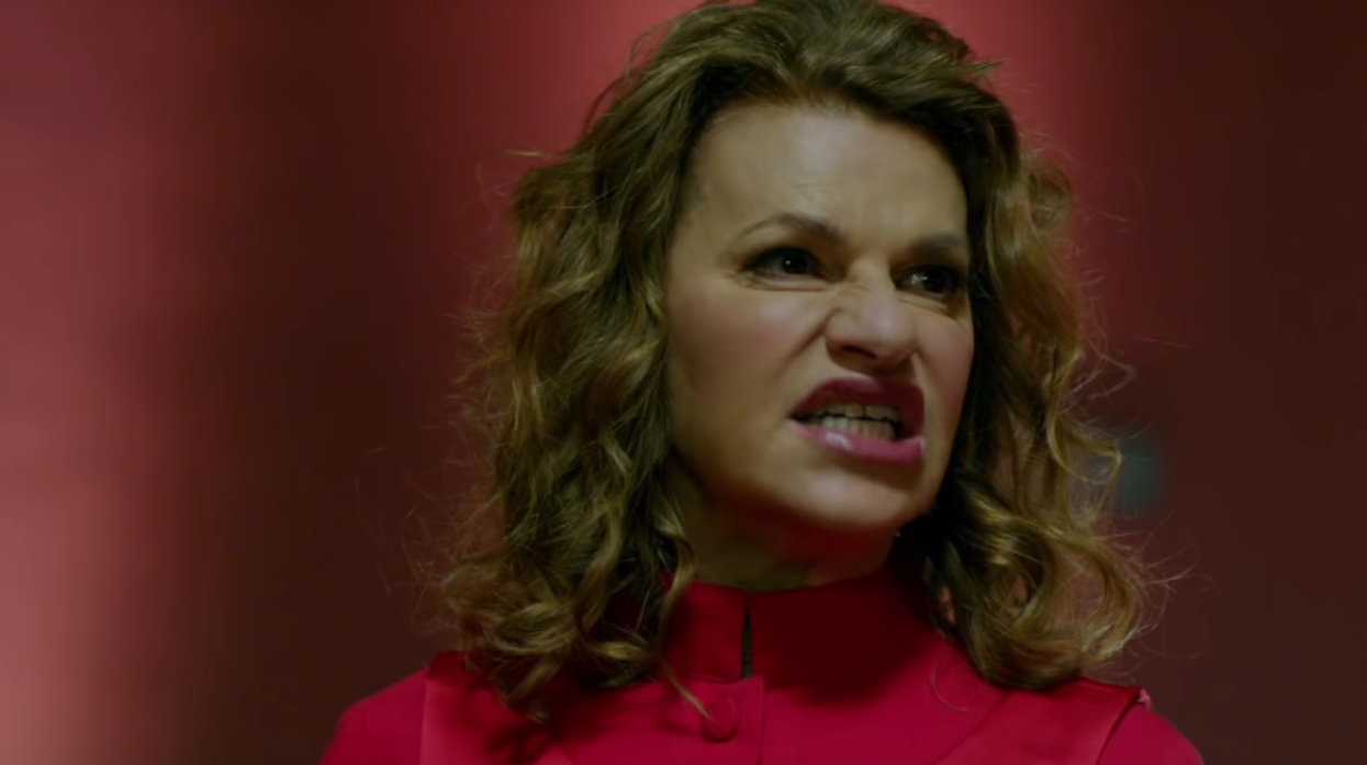 Sandra Bernhard Lectures the Antichrist in 'AHS: Apocalypse' Teaser