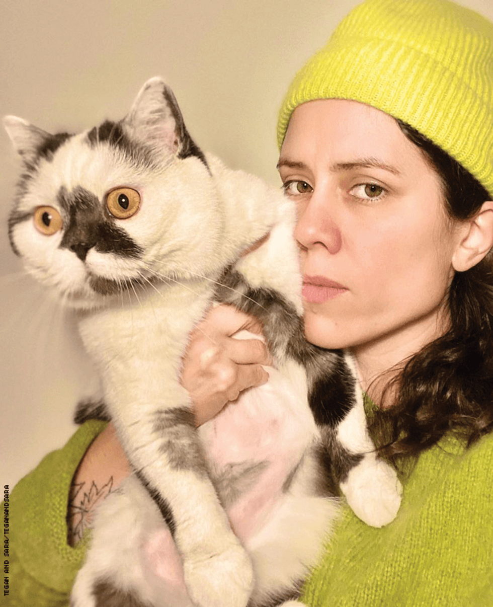 Sara Quinn and Cat