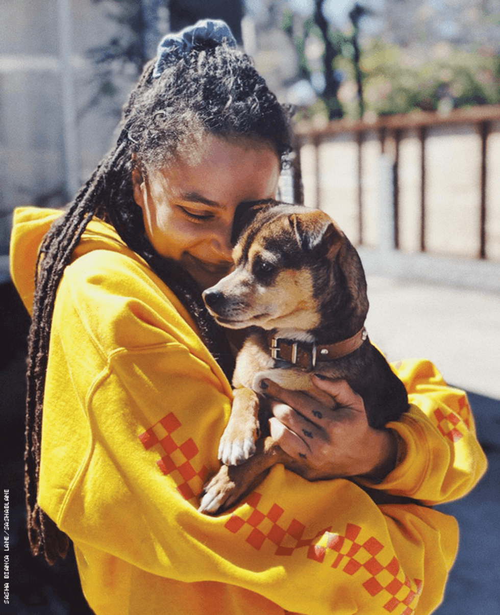 Sasha Lane and dog