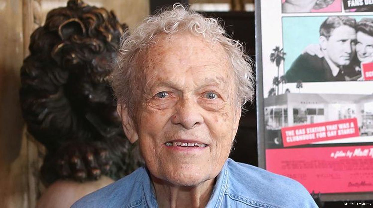 Scotty Bowers, Madam to Closeted Gay Hollywood Stars, Dies at 96