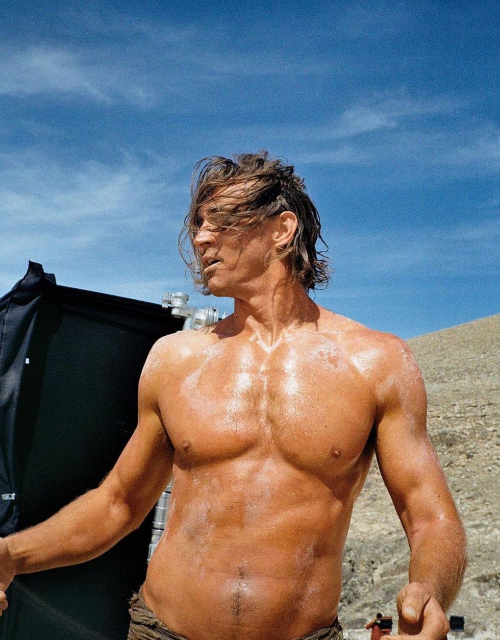 30 pics of 'Foundation' star Lee Pace that exude Big Daddy Energy