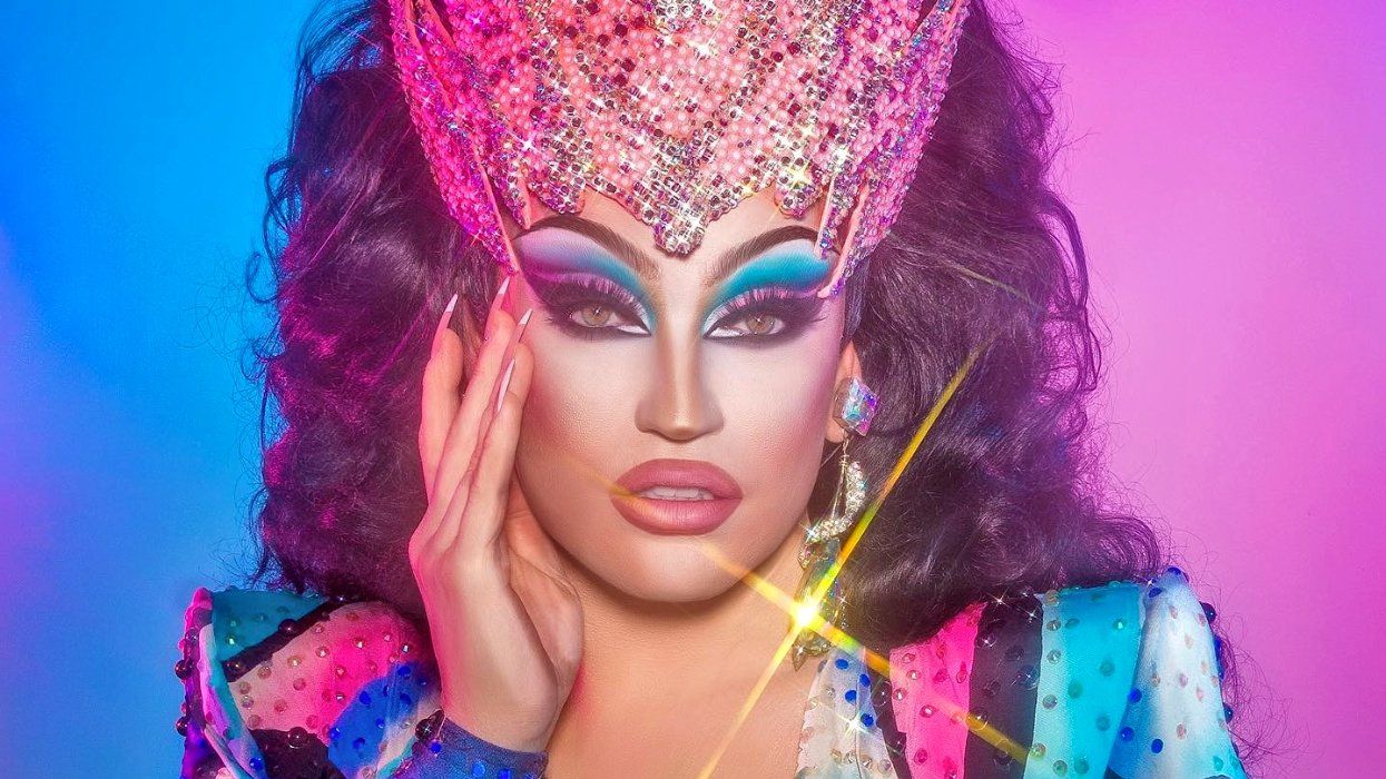 ​Shontelle Sparkles