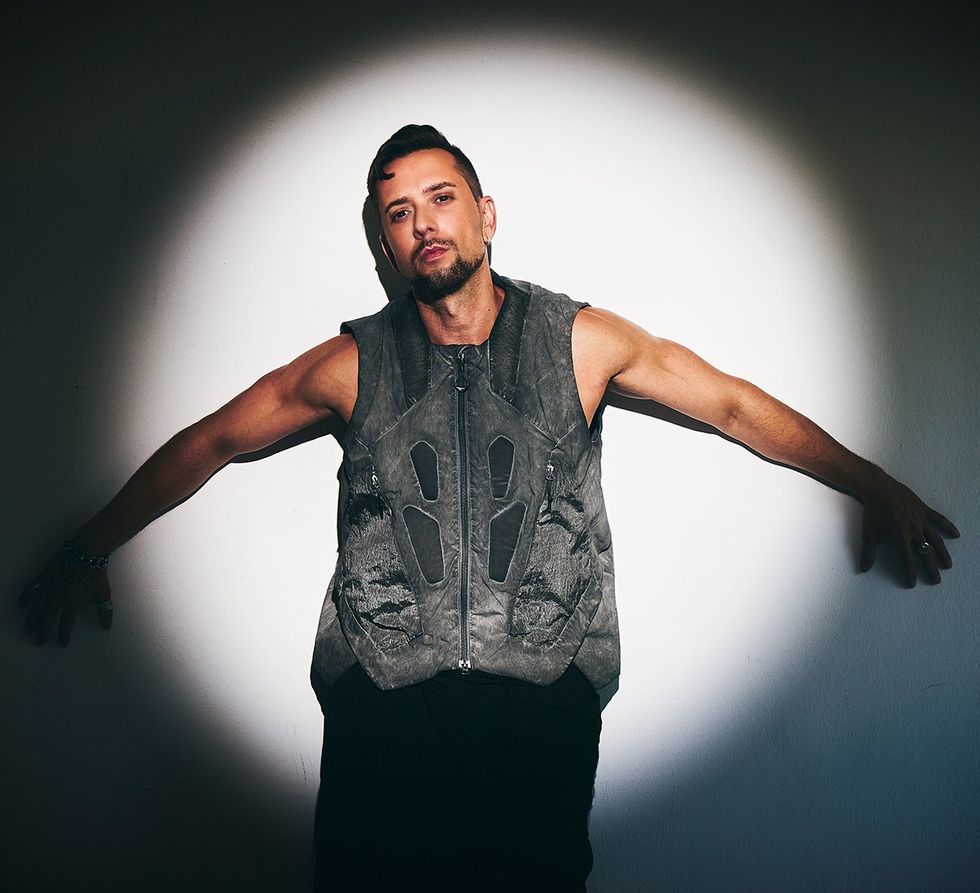 singer David Hernandez American Idol alum