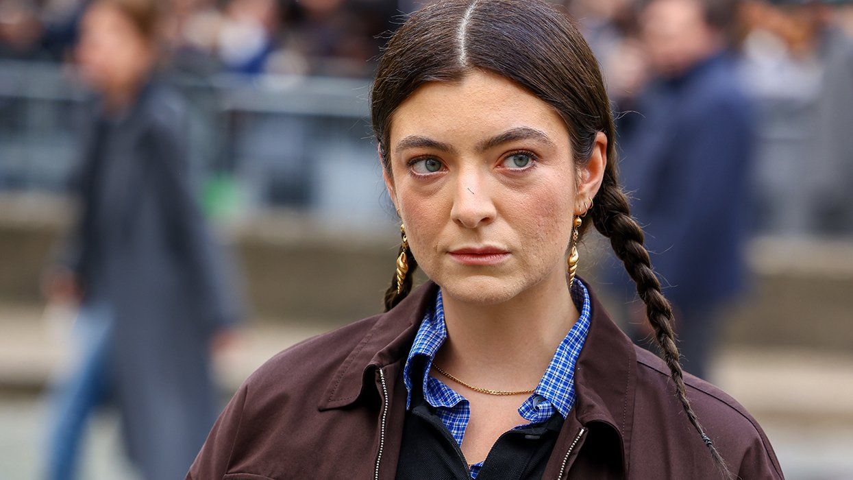 Singer Lorde aka Ella Marija Lani Yelich OConnor Miu Miu Womenswear Fall Winter show Paris Fashion Week March 2024