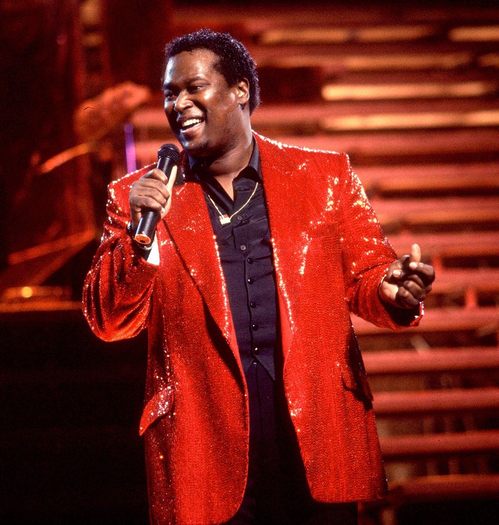singer Luther Vandross performs onstage at the Aire Crown Theater Chicago Illinois January 1984