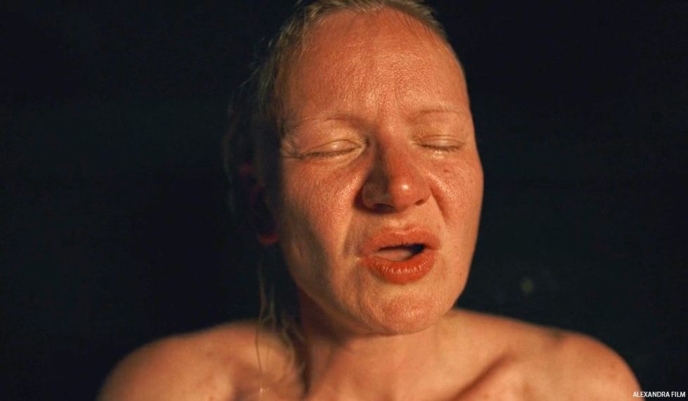 Smoke Sauna Sisterhood