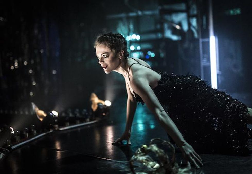 Snow White company 14