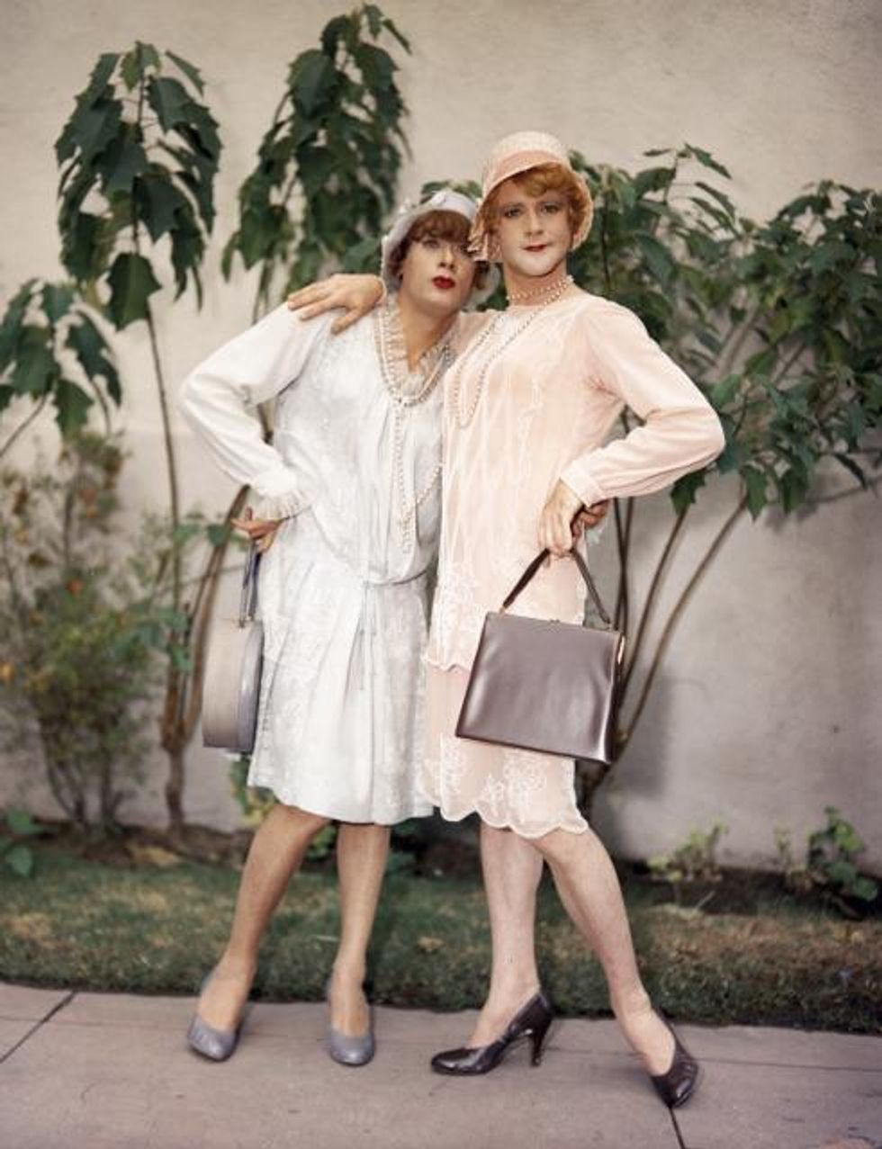 Some_like_it_hot_-_daphne-josephine_color