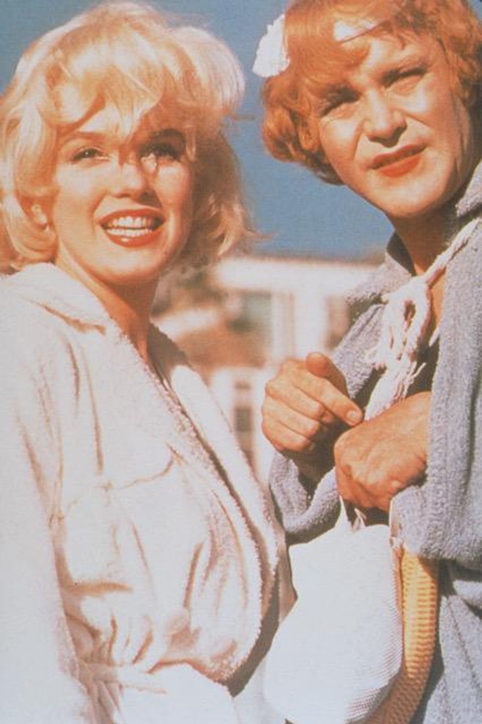 Some_like_it_hot_-_monroe-lemmon_color