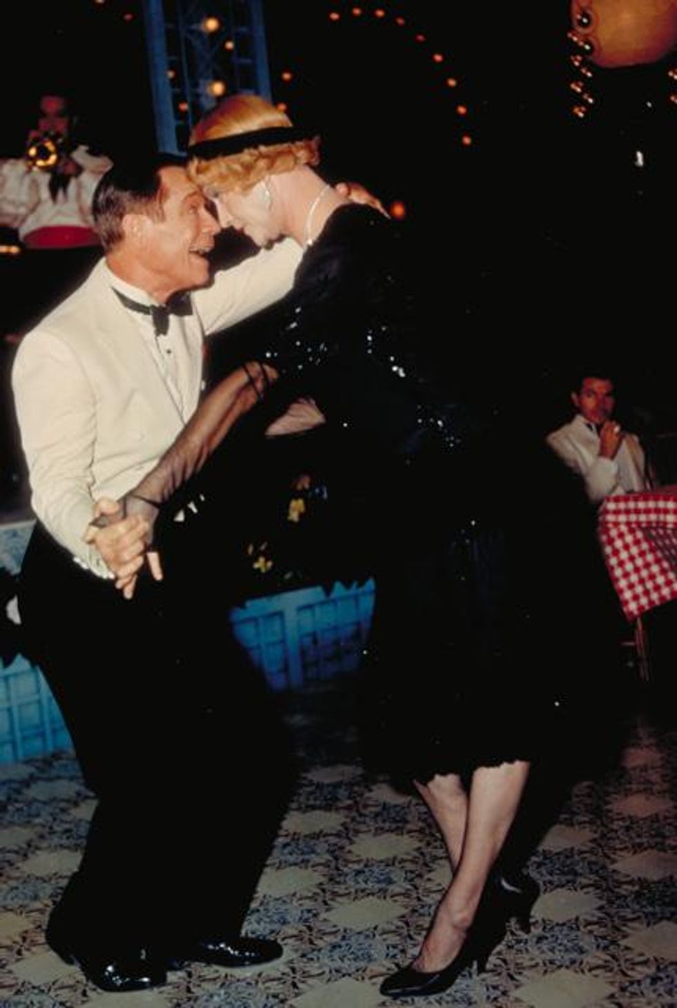 Some_like_it_hot_-_tango_-_color