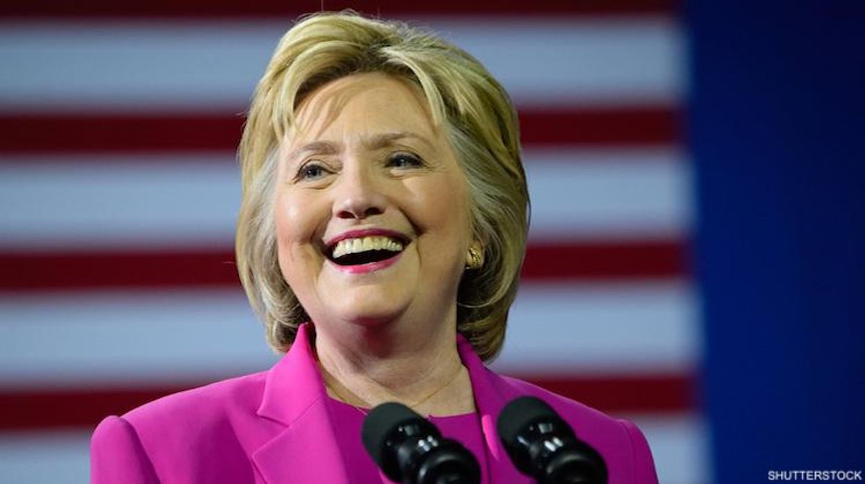 Sorry, Ladies! Hillary Clinton Says She’s Not a Lesbian