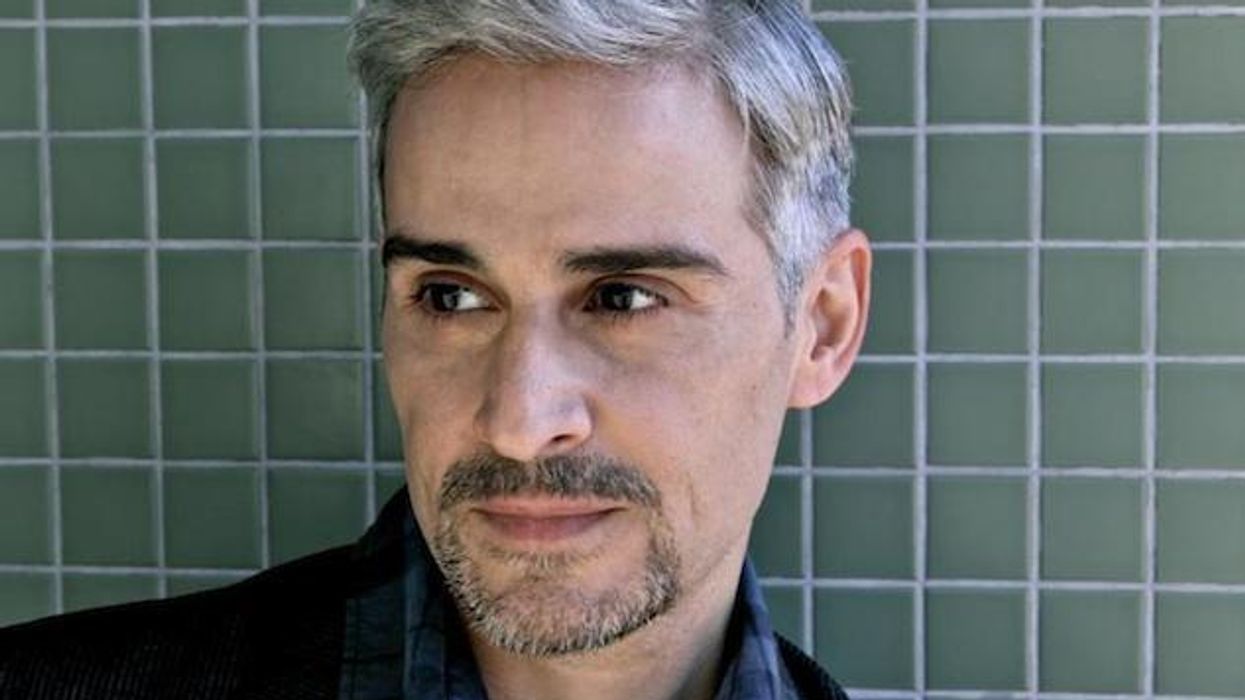 Spinelli-wallx633-cr