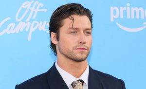 'Off Campus' star Stephen Kalyn wears just a towel in steamy viral clip