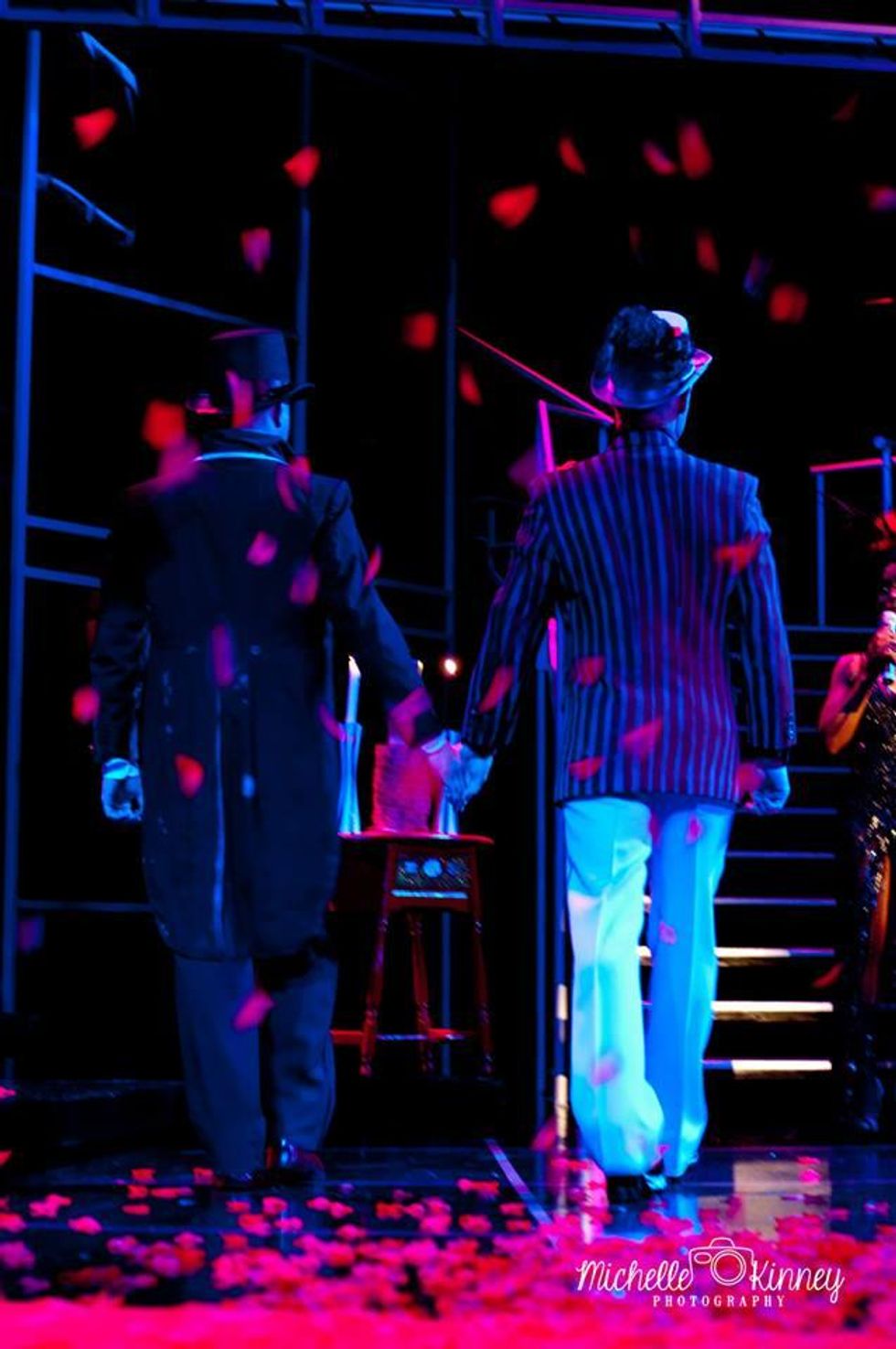 Stephen-matt-wedding-kiss