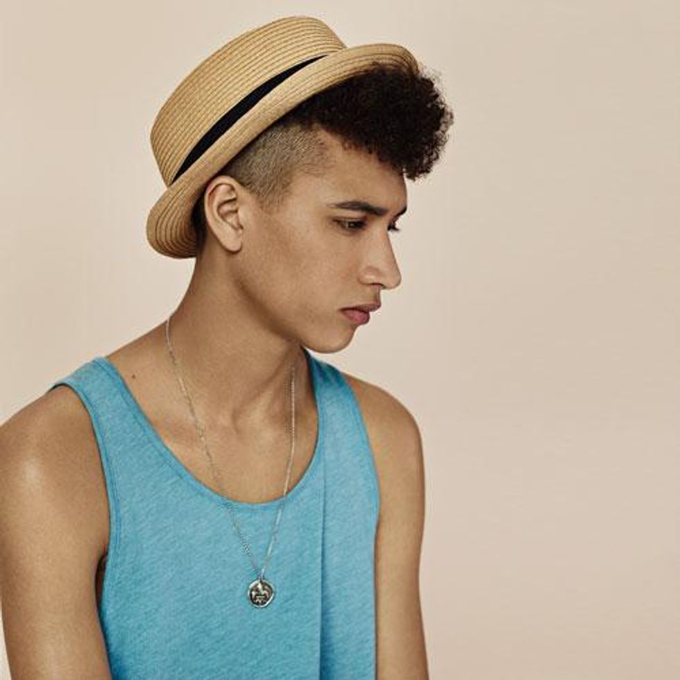 Straw Pork Pie with Blue Trim