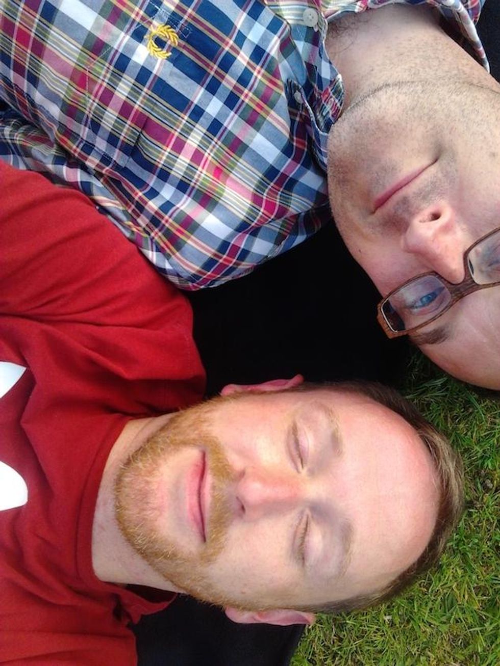 Tales-threshold-couple