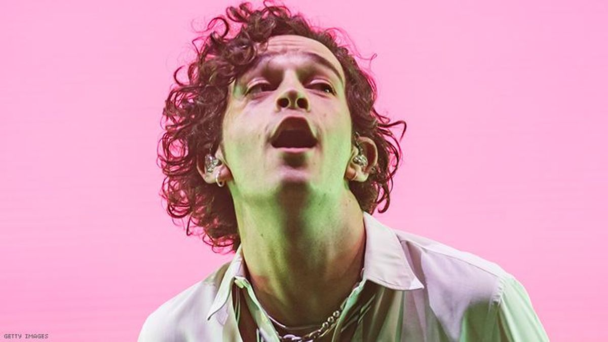 The 1975's Matty Healy Kissed a Man During Dubai Concert — Illegally