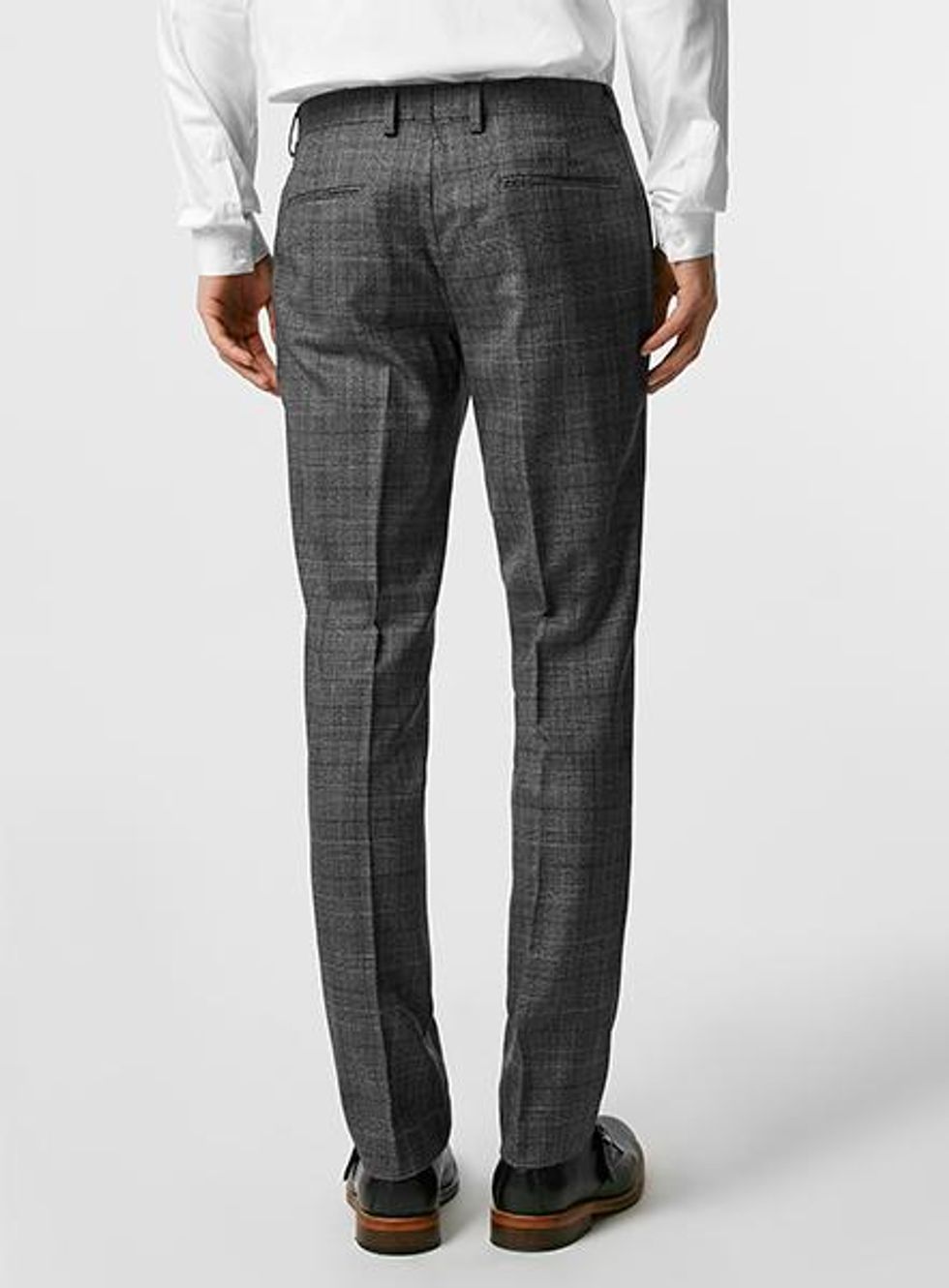 The "Attempting to Find Out if Charlotte's BF is Gay" Look