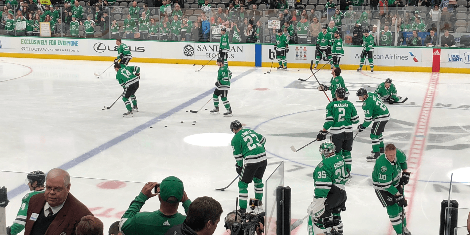 Фанаты хоккейного клуба Dallas Stars организуют собственную ночь гордости из-за отказа команды от Pride Night