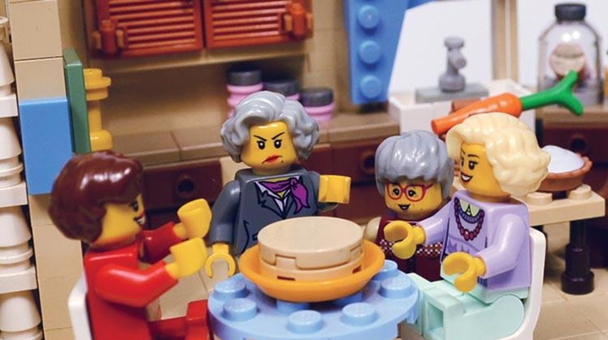 The Final Episode of The Golden Girls Airs